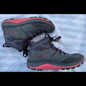 Hoka Women’s Tor Tech Mid Hiking Boots Shoes 8.5